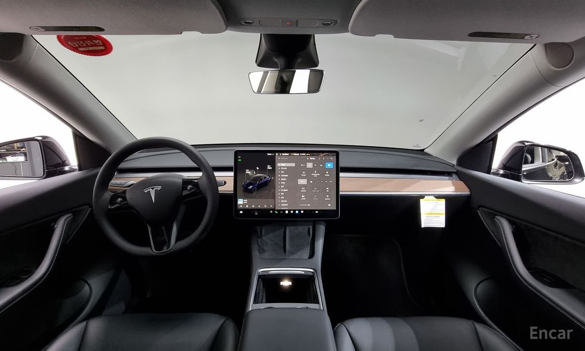 Tesla Model Y Long Range №8