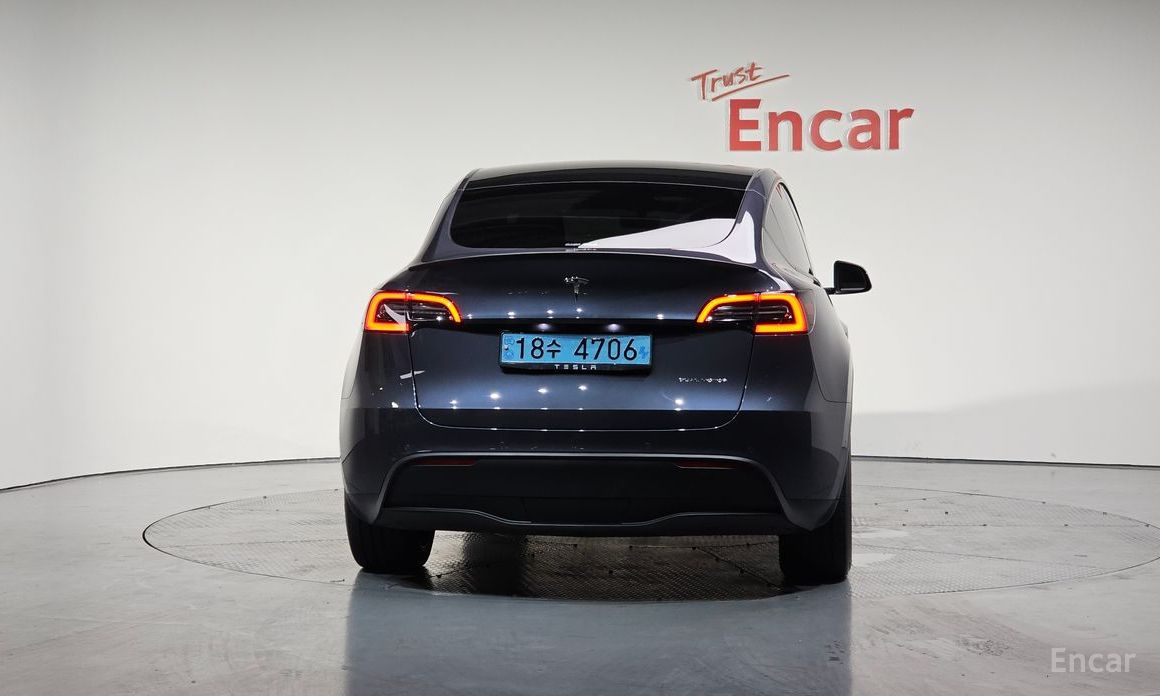 Model Y Long Range 5