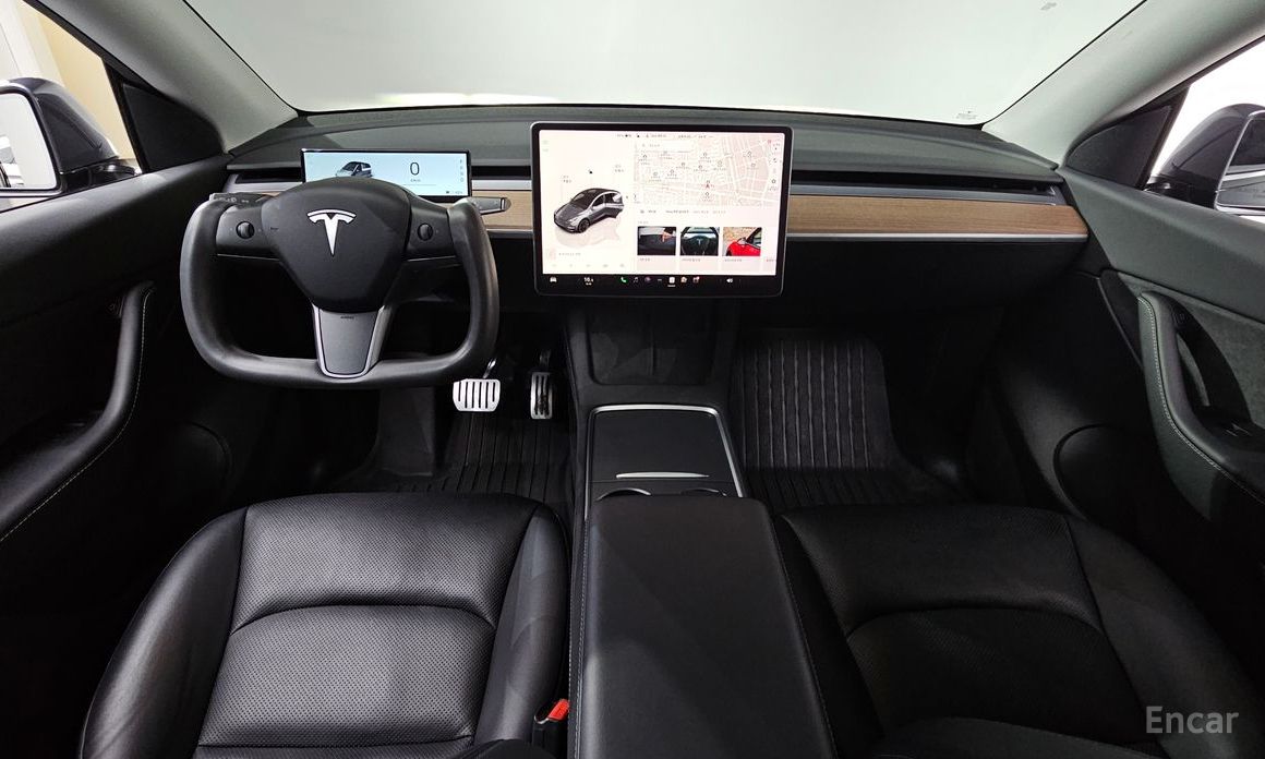 Model Y Long Range 8