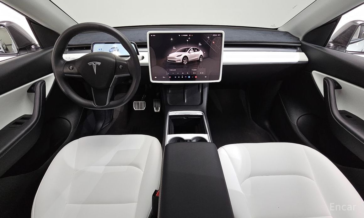 Model Y Long Range 8