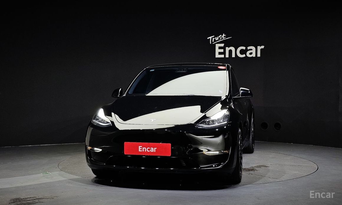 Tesla Model Y Long Range №4