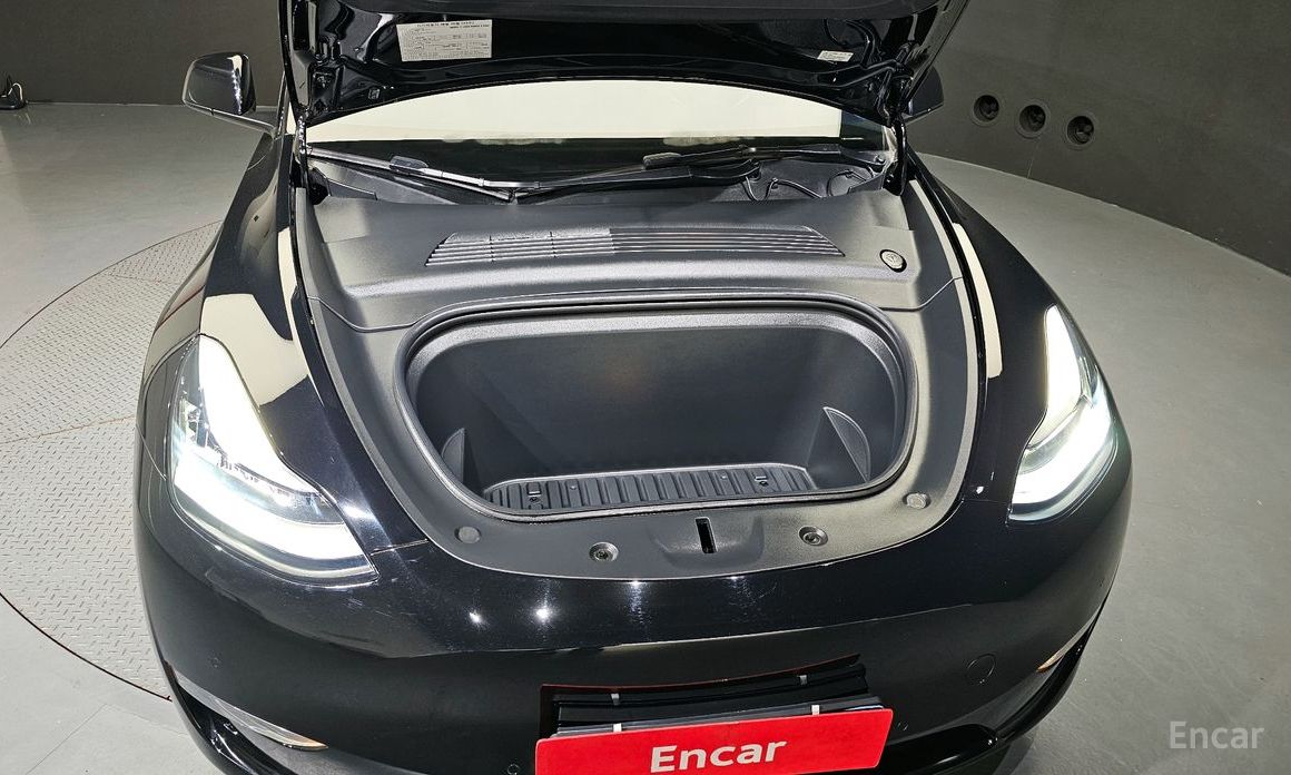 Tesla Model Y Long Range №7