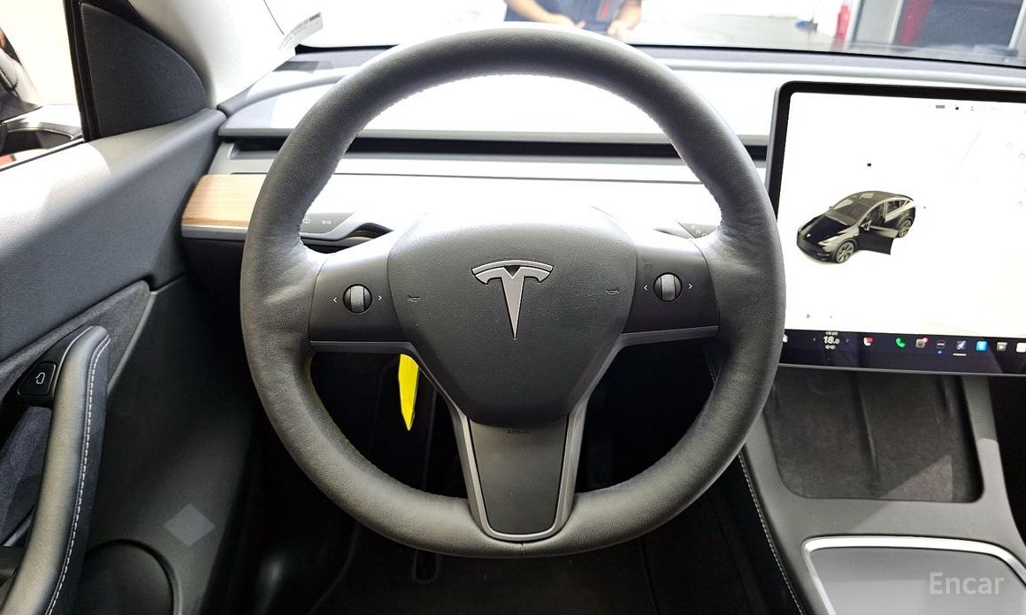 Tesla Model Y Long Range №14