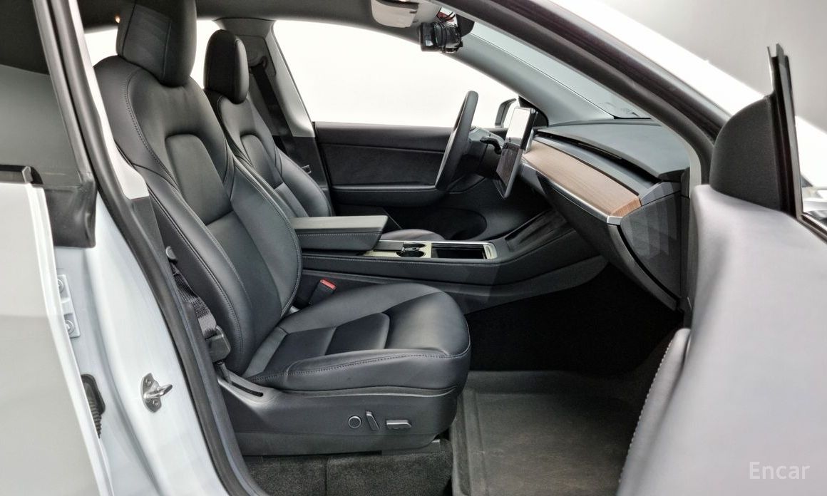 Model Y Long Range 11