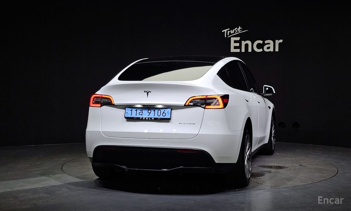 Model Y Long Range 5