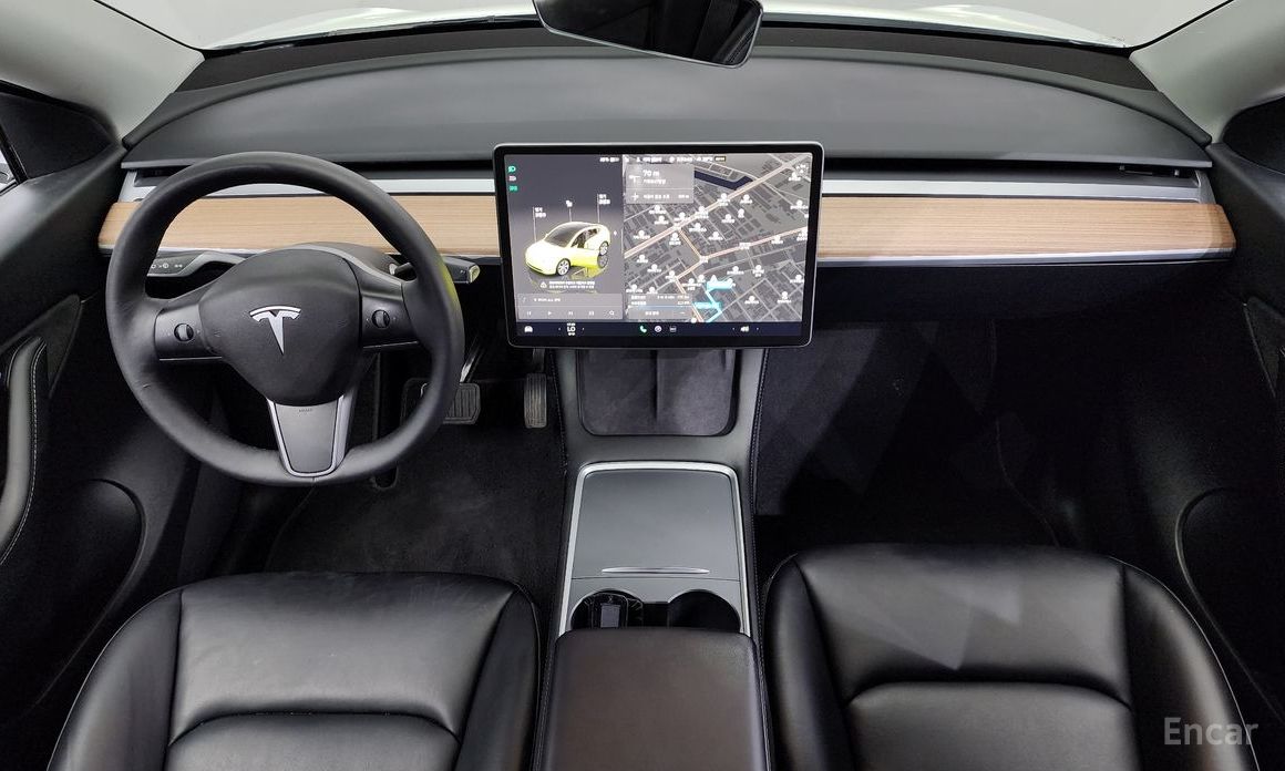 Model Y Long Range 8
