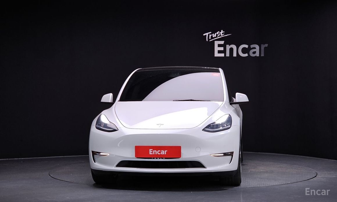 Model Y Long Range 4