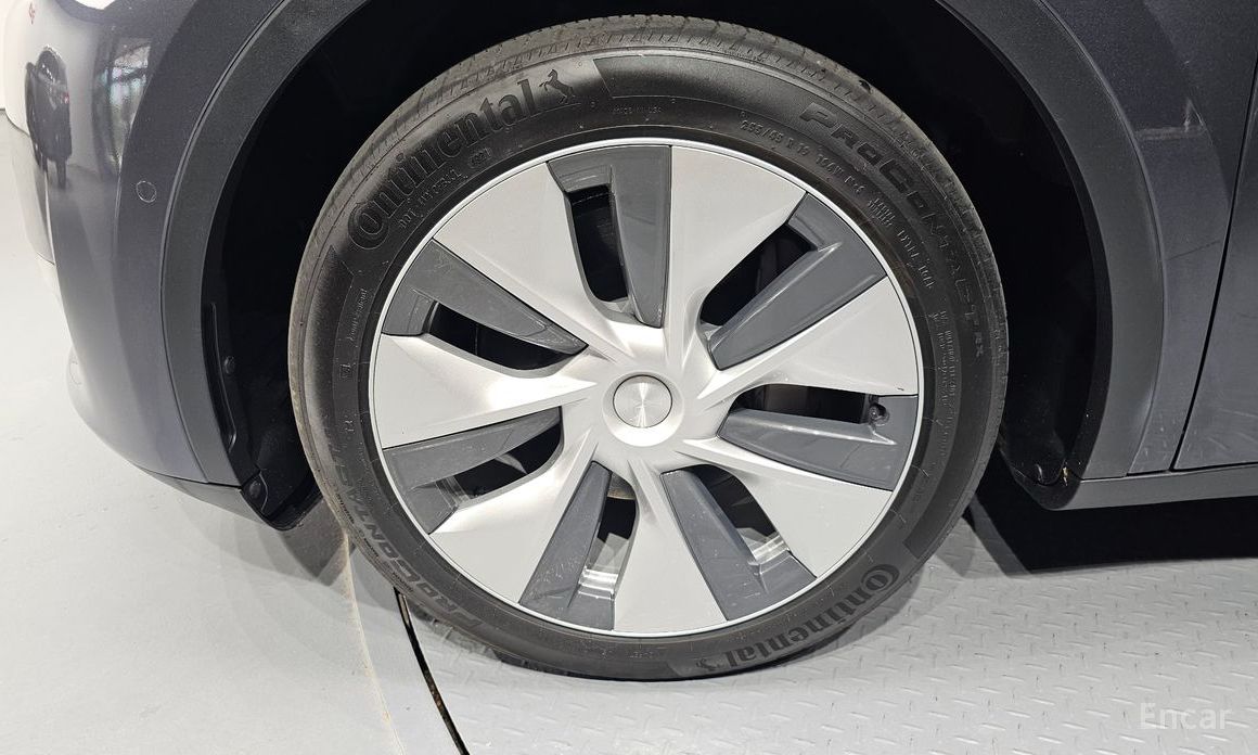 Tesla Model Y Long Range №6