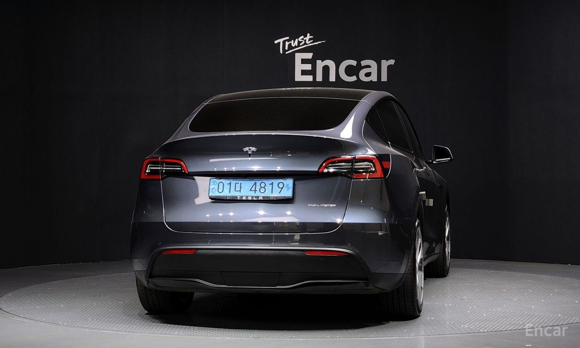 Tesla Model Y Long Range №5
