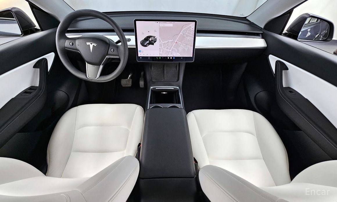 Tesla Model Y Long Range №8
