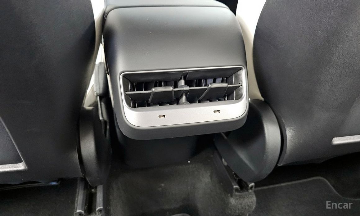 Tesla Model Y Long Range №20