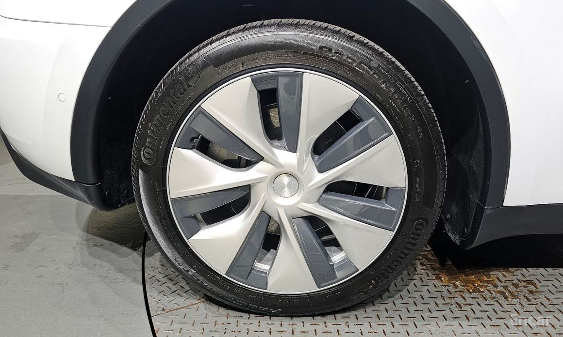 Model Y Long Range 6