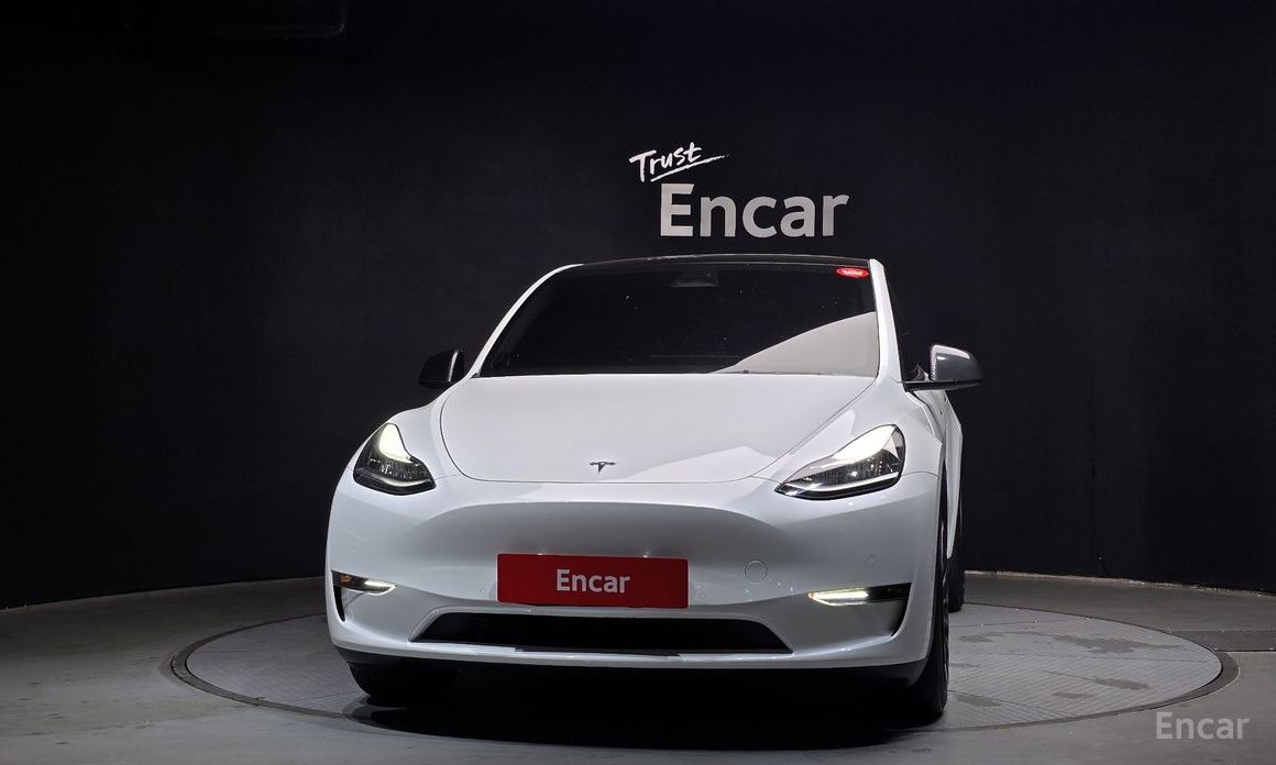 Model Y Long Range 4