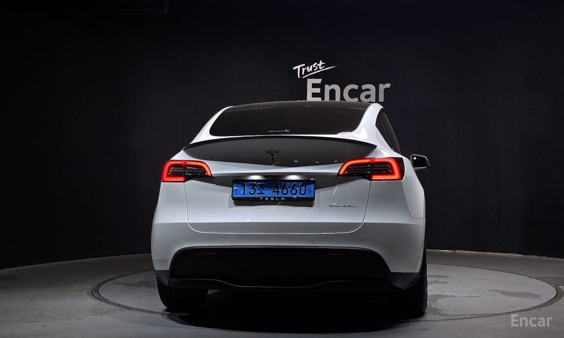 Model Y Long Range 5