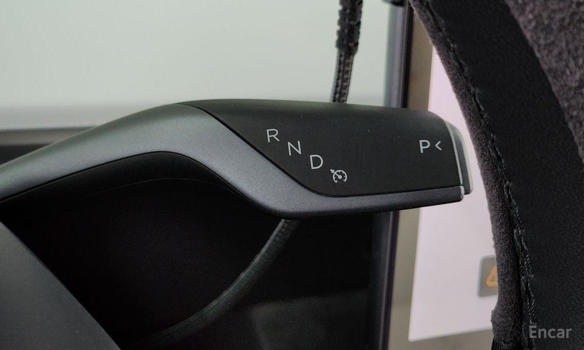 Tesla Model Y Long Range №10
