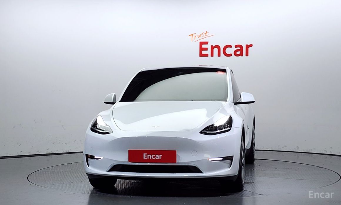 Tesla Model Y Long Range №4