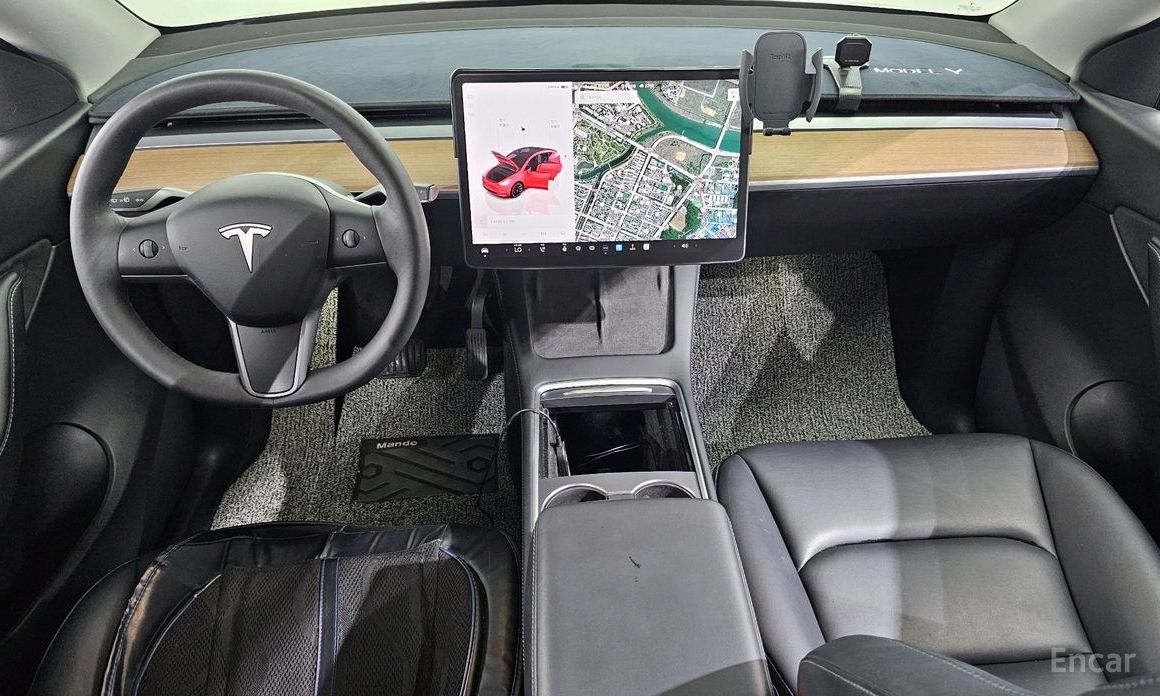 Model Y Long Range 8