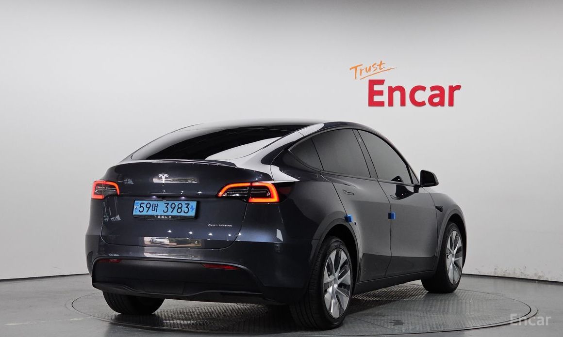 Model Y Long Range 3