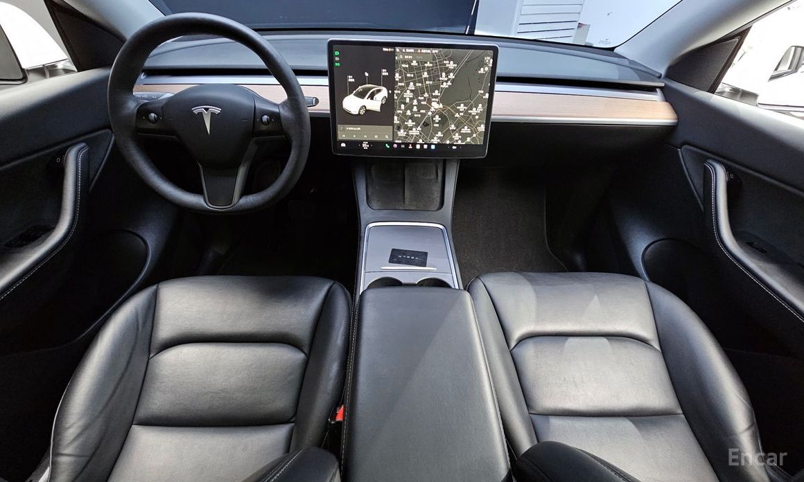 Tesla Model Y Long Range №8