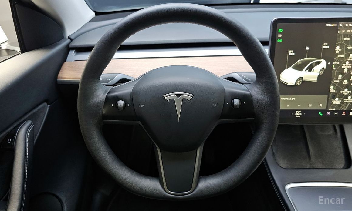 Tesla Model Y Long Range №14