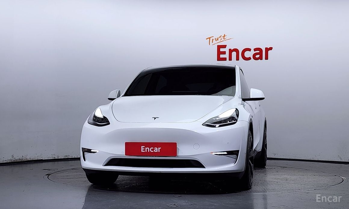 Model Y Long Range 4
