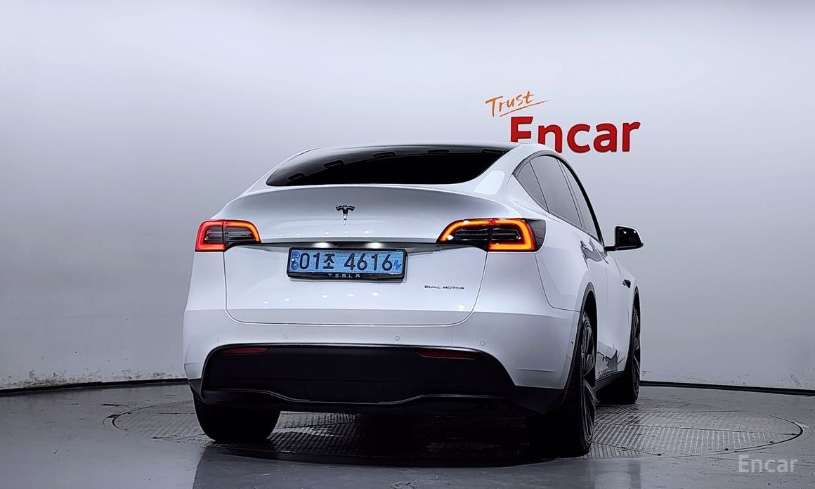 Model Y Long Range 5