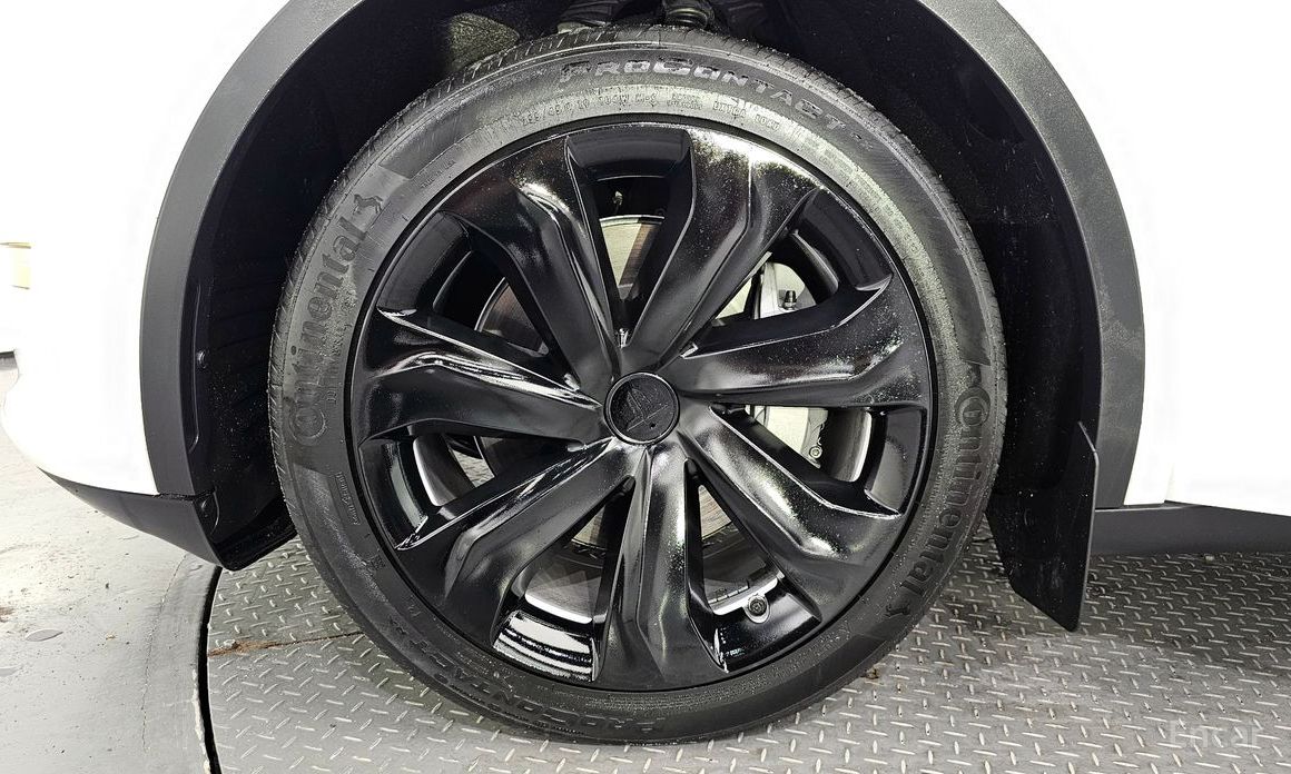 Model Y Long Range 6