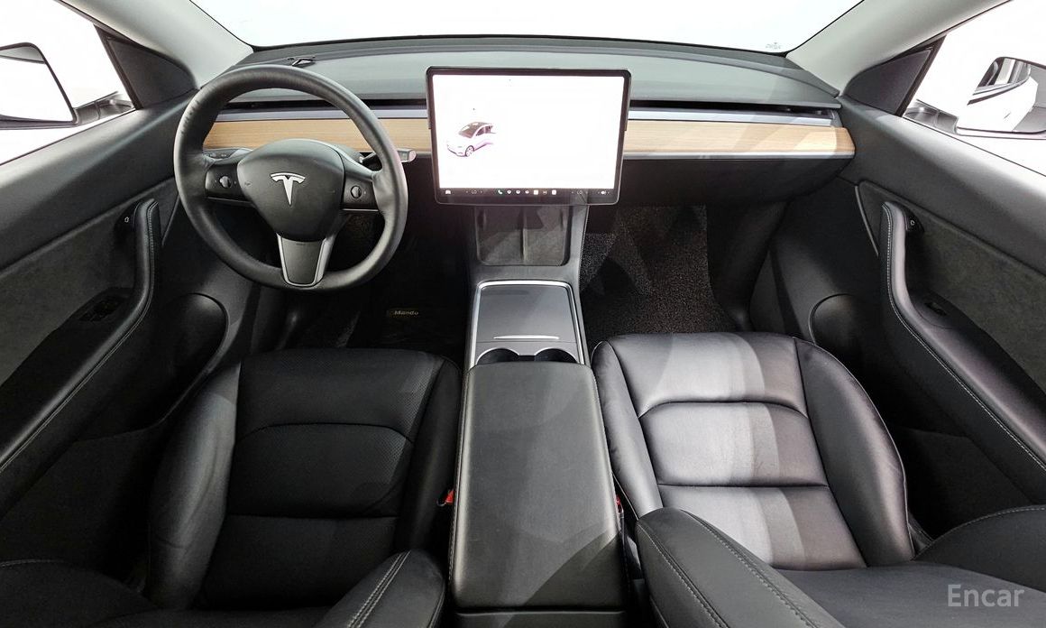 Model Y Long Range 8