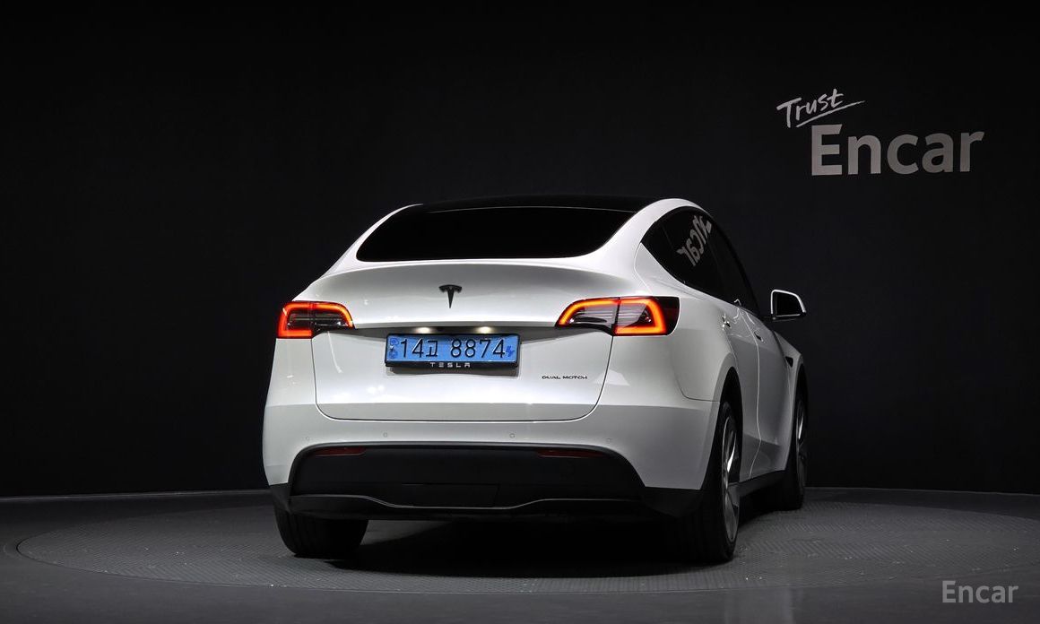 Model Y Long Range 5