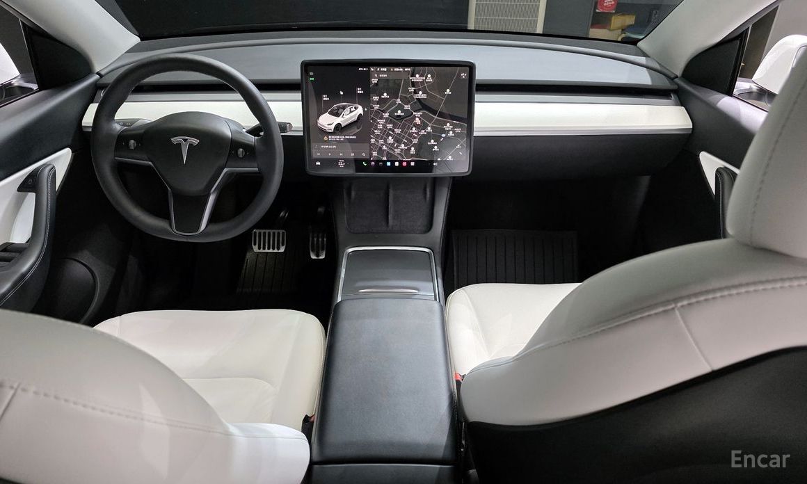 Model Y Long Range 8