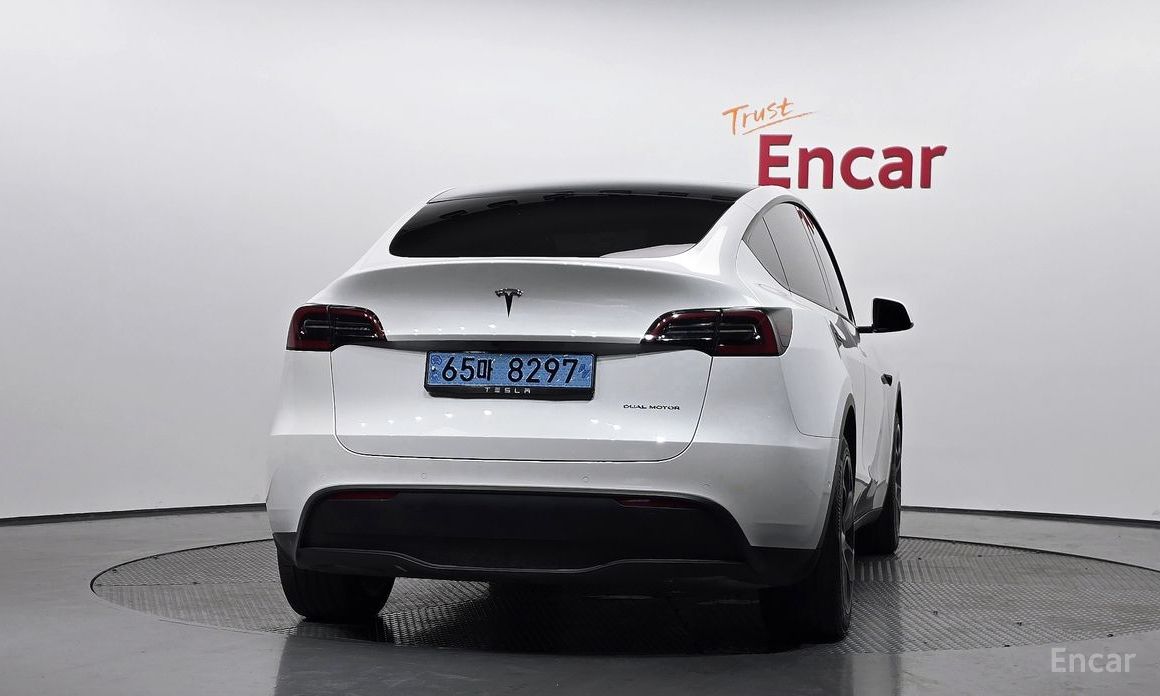 Tesla Model Y Long Range №5