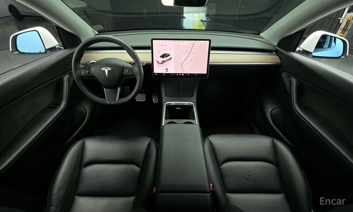 Tesla Model Y Long Range №8