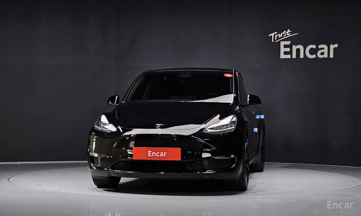 Model Y Long Range 4