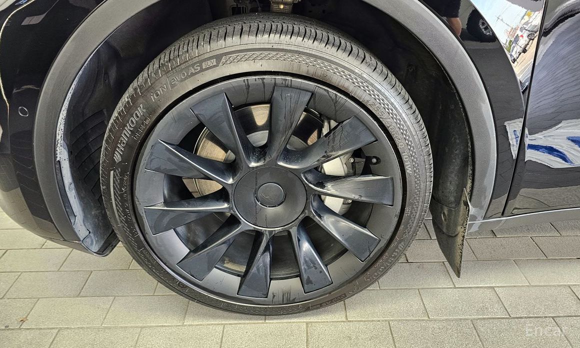 Model Y Long Range 6