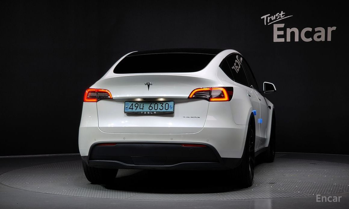 Tesla Model Y Long Range №5
