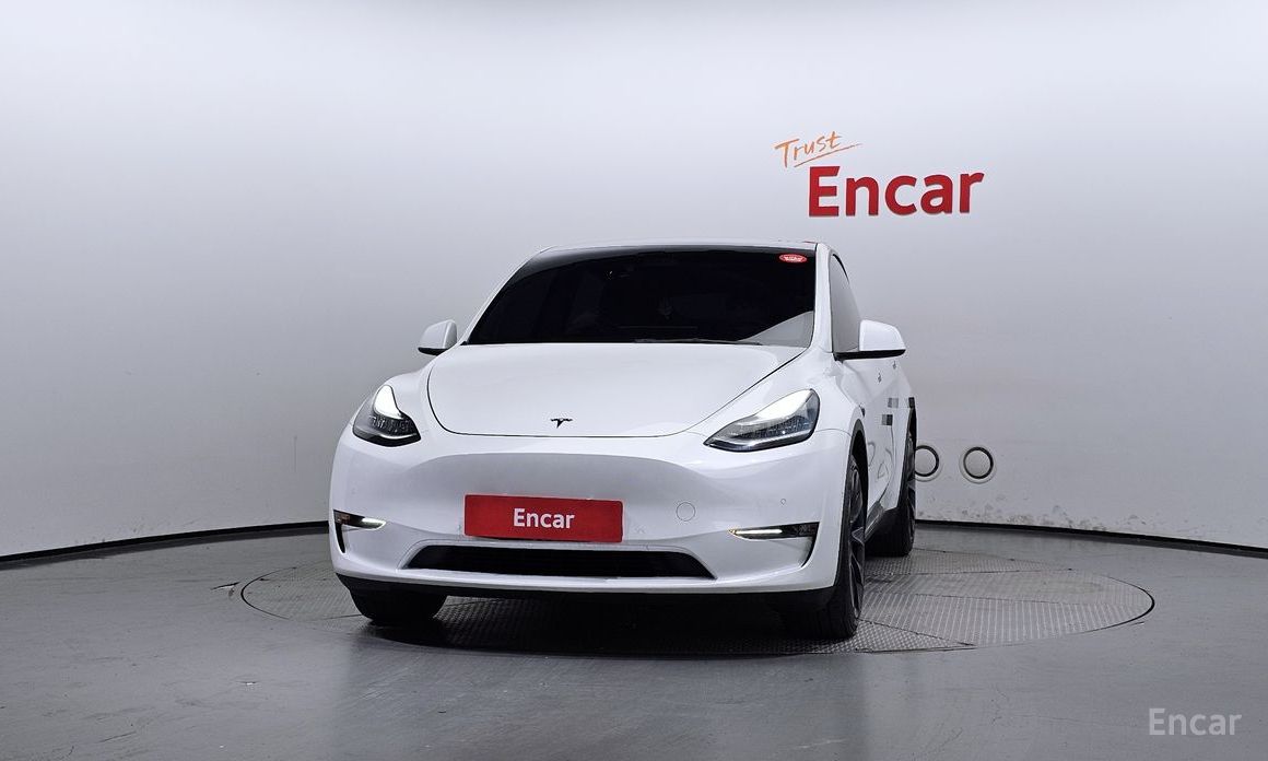 Model Y Long Range 4