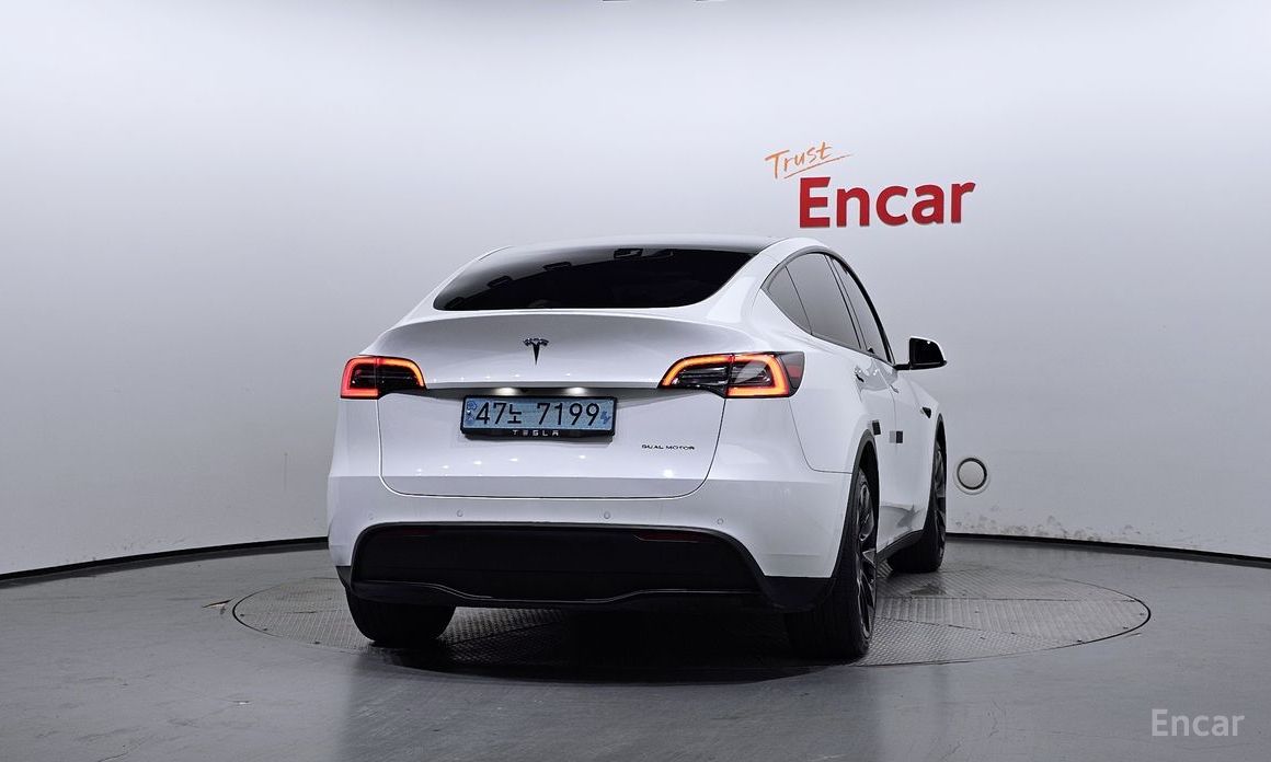 Model Y Long Range 5