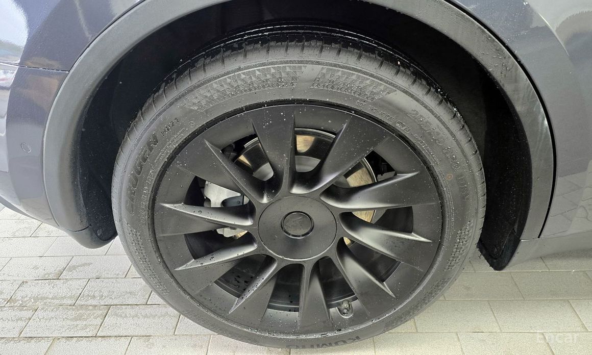 Model Y Long Range 6