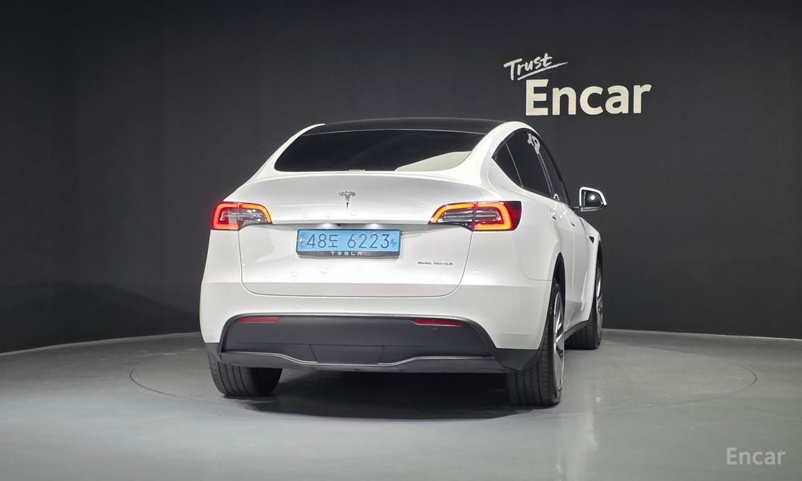 Tesla Model Y Long Range №5
