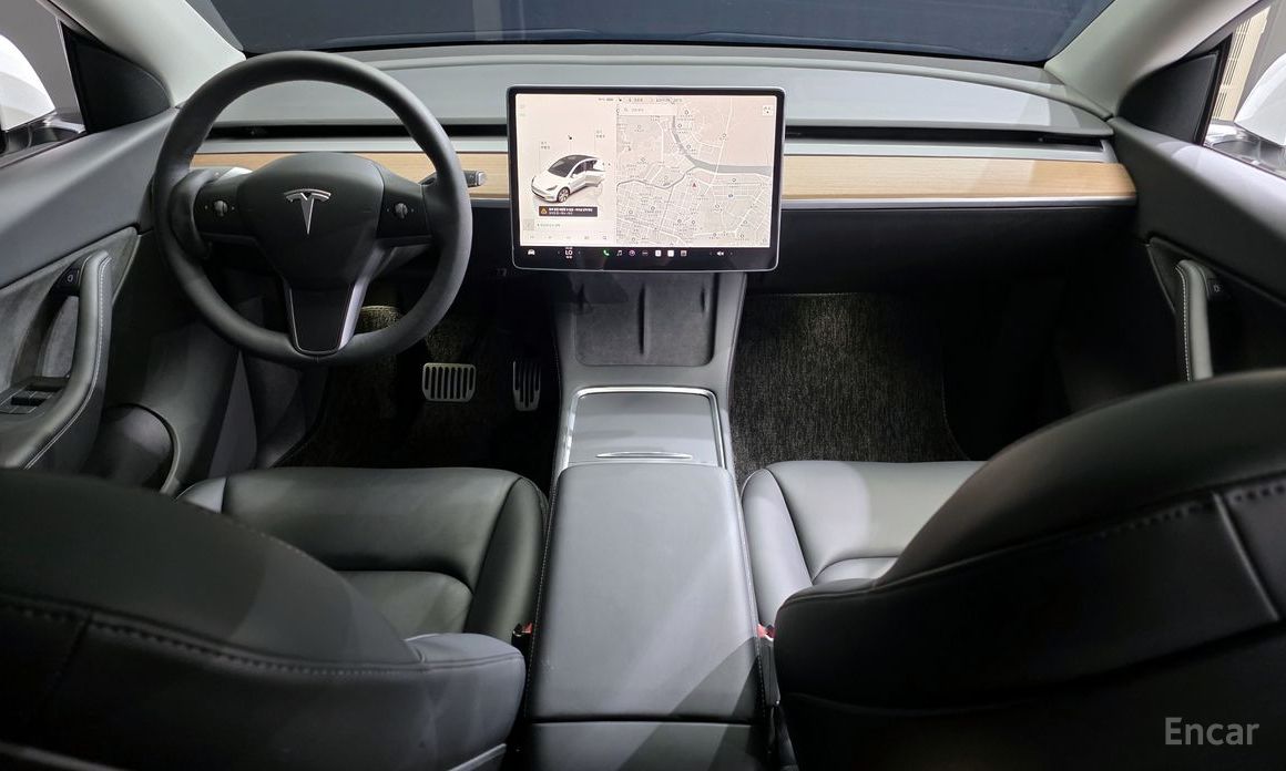 Tesla Model Y Long Range №8