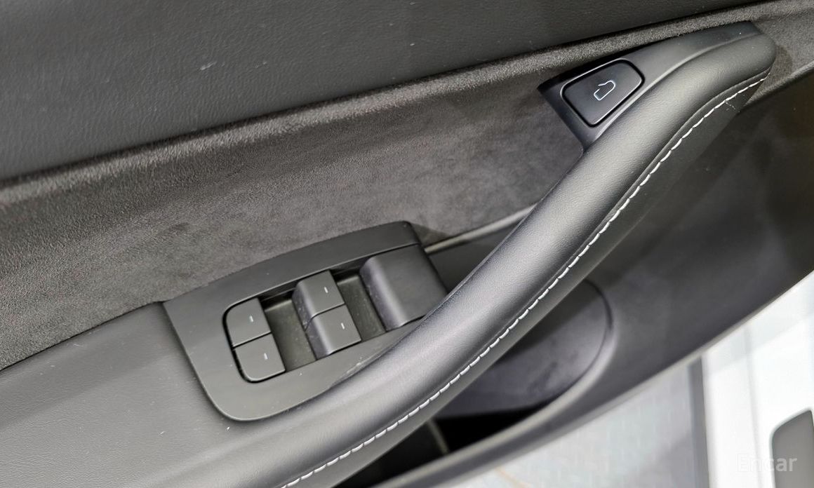 Tesla Model Y Long Range №15