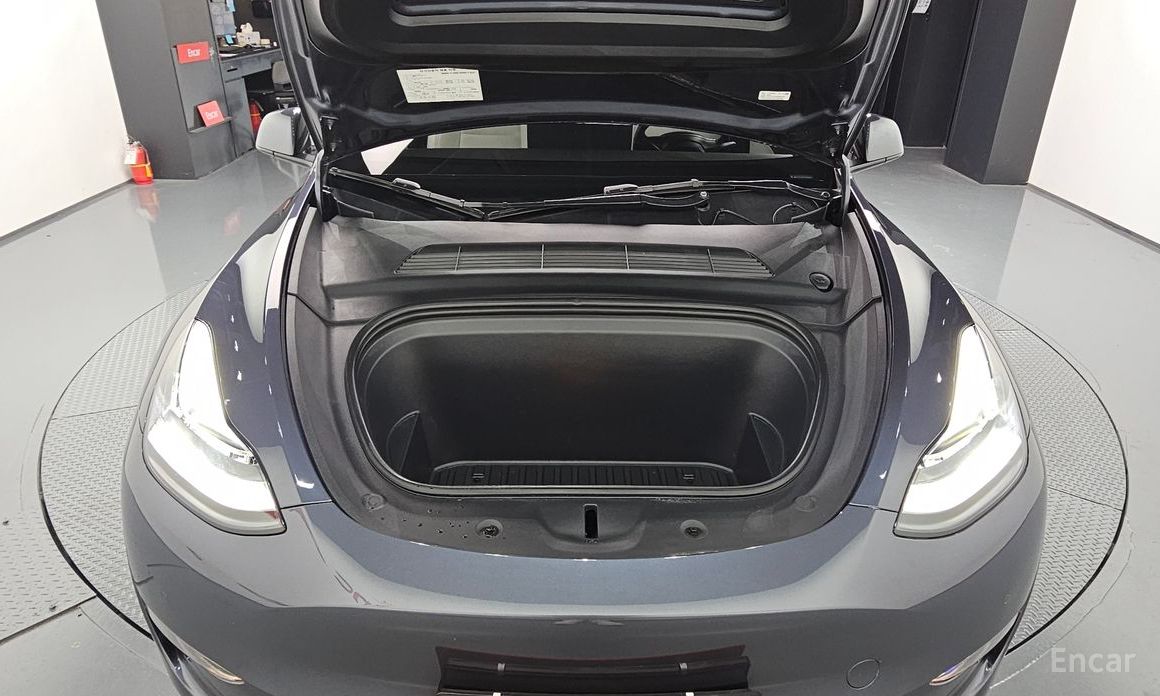 Tesla Model Y Long Range №7