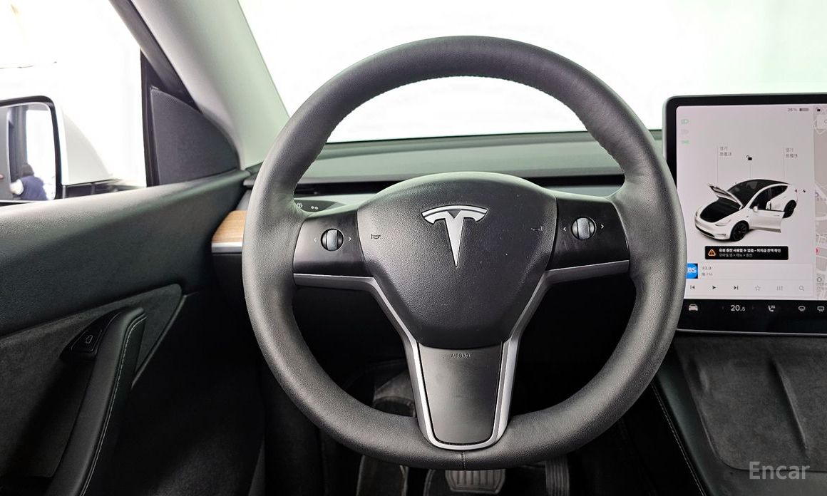 Tesla Model Y Long Range №14