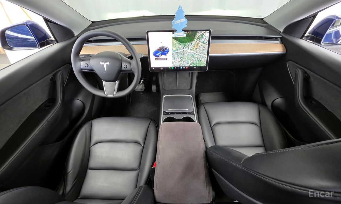 Model Y Long Range 8