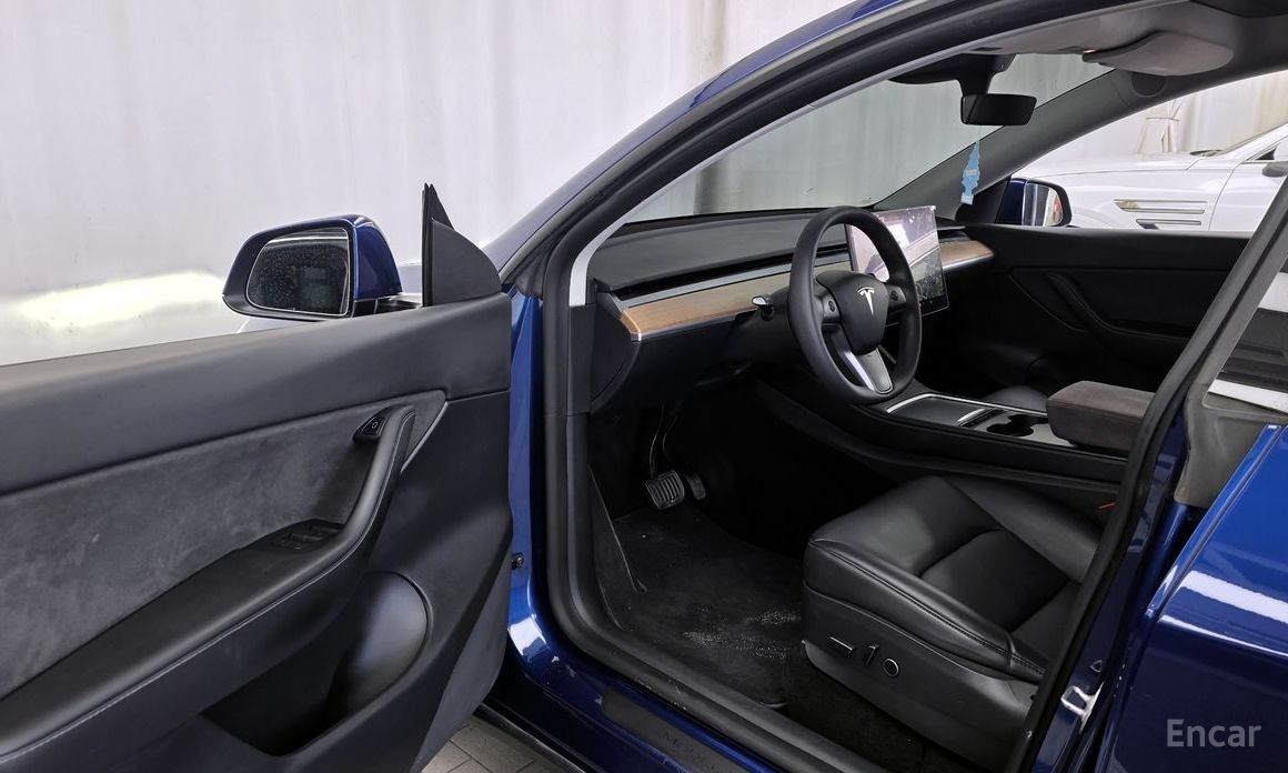 Model Y Long Range 11