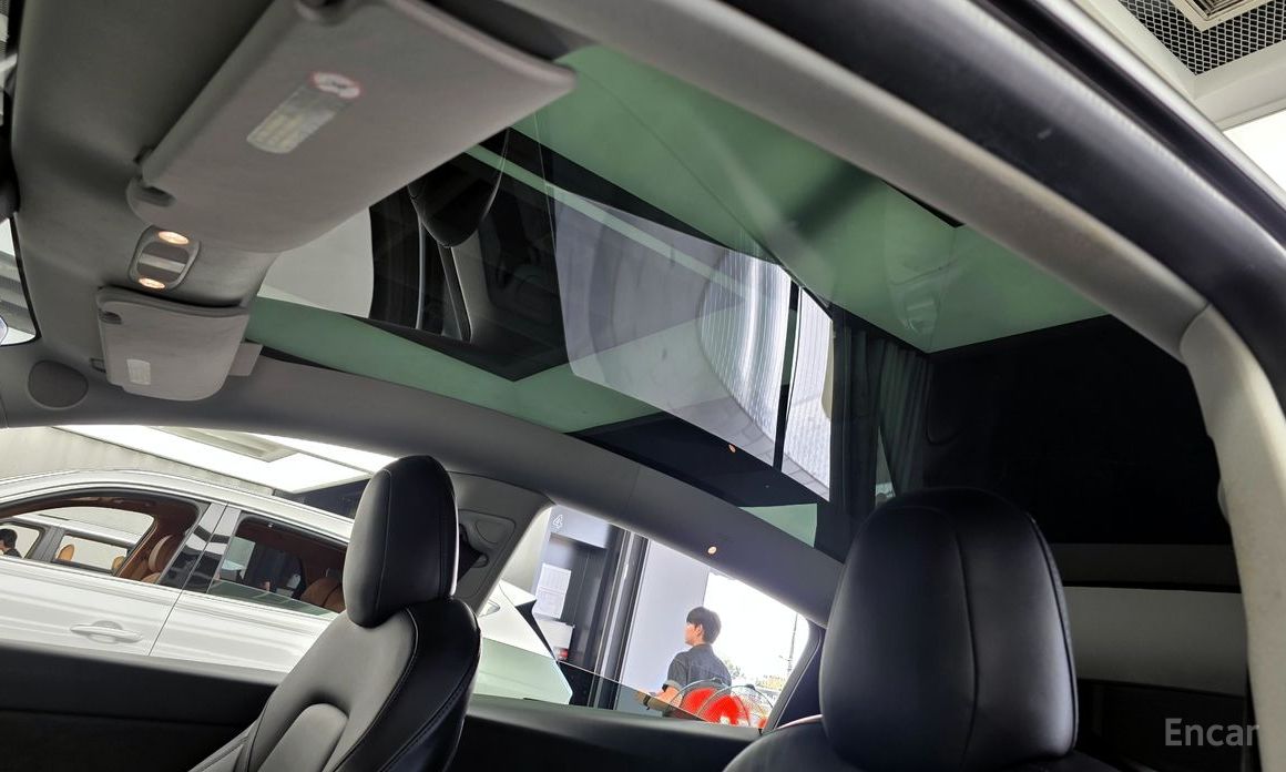 Model Y Long Range 18