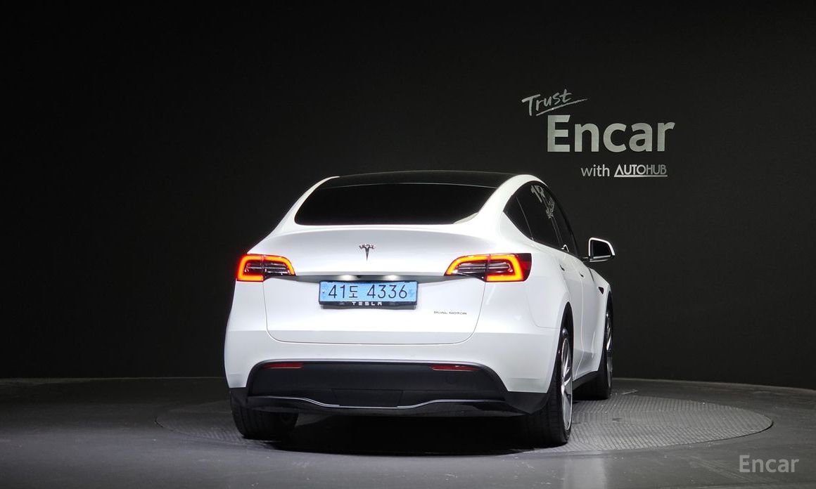 Tesla Model Y Long Range №5