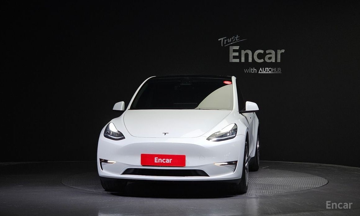 Model Y Long Range 4