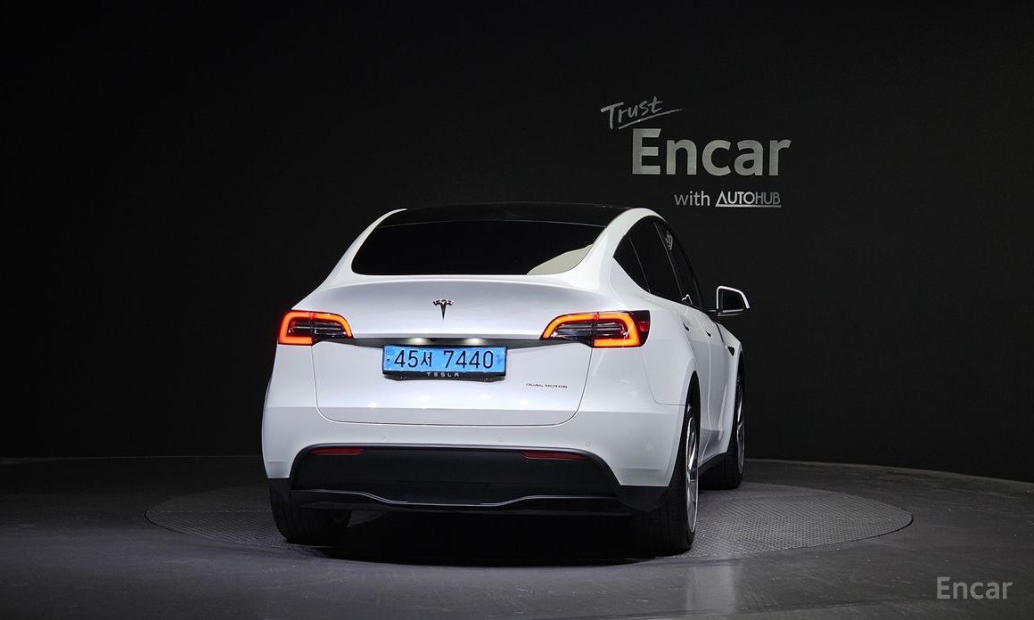 Model Y Long Range 5