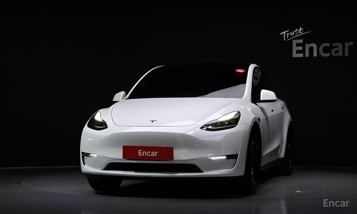 Model Y Long Range 4